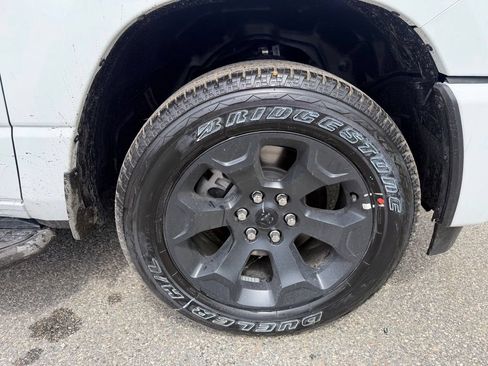 New 2026 RAM 1500 Express AWD/4WD image 28