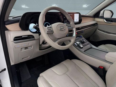 Used 2023 Hyundai Palisade Limited w/ Cargo Package FWD image 4