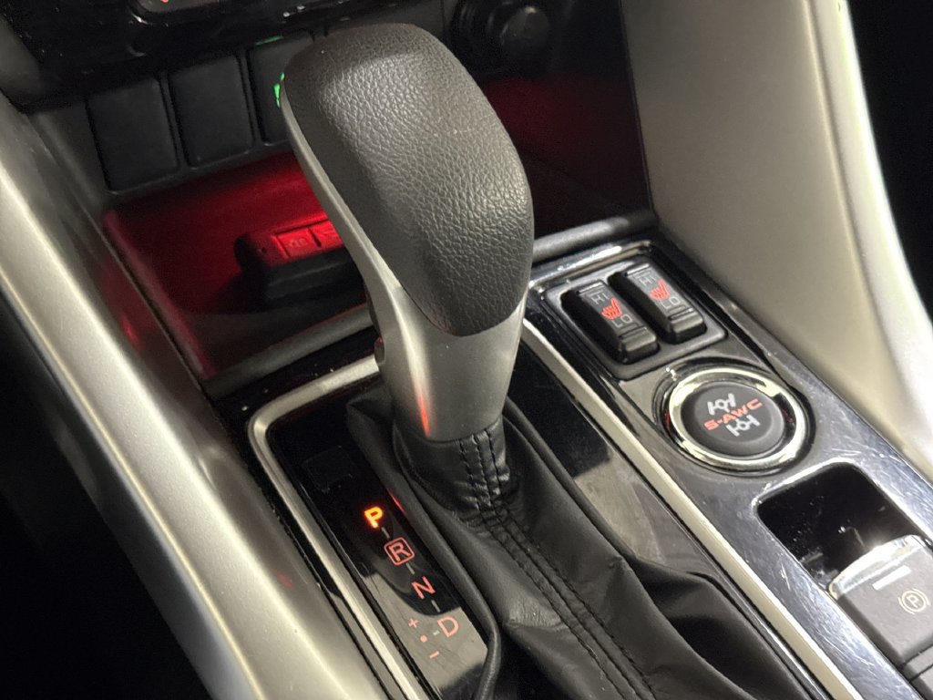 Used 2025 Mitsubishi Eclipse Cross AWD image 18