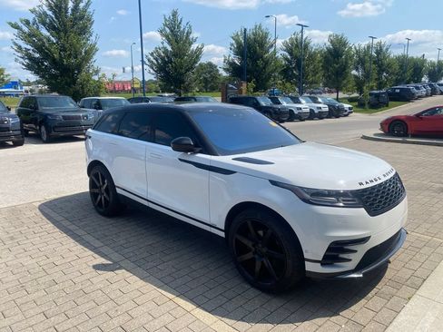 Used 2018 Land Rover Range Rover Velar R-Dynamic SE AWD/4WD image 3