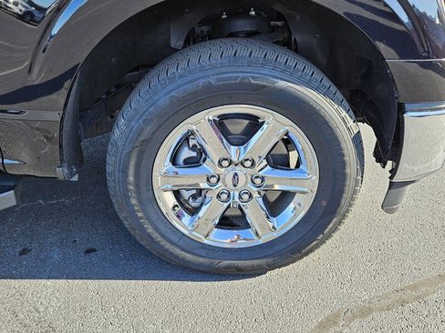 Used 2024 Ford F150 XLT w/ Equipment Group 302A MID image 17