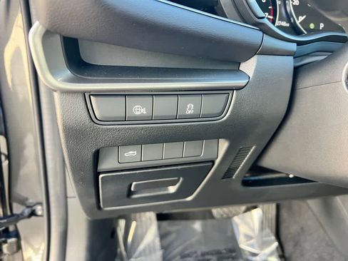 Certified 2025 MAZDA MAZDA3 s image 17