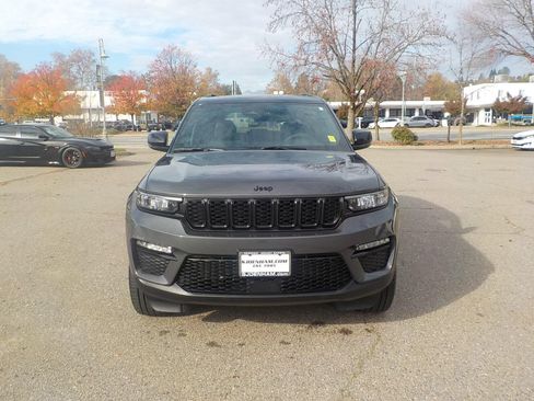 New 2025 Jeep Grand Cherokee Limited image 5