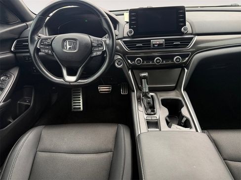 Used 2020 Honda Accord Sport image 10