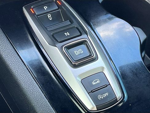 Used 2020 Honda Pilot Black Edition image 17