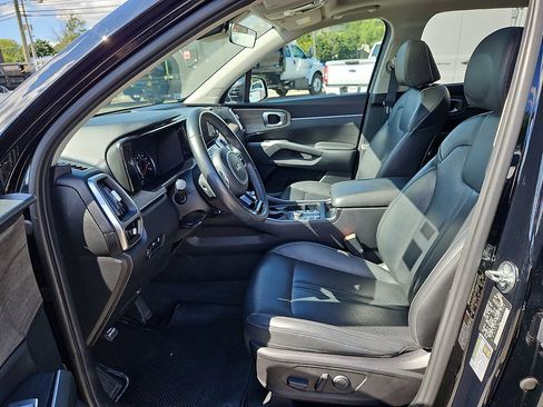 Certified 2023 Kia Sorento S w/ Panoramic Sunroof Package AWD/4WD image 14