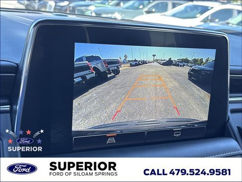 Used 2023 GMC Yukon SLT AWD/4WD image 39