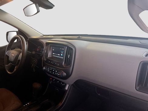 Used 2018 Chevrolet Colorado W/T w/ WT Convenience Package RWD image 26