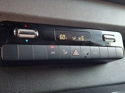 Used 2023 Mercedes-Benz Sprinter 2500 image 15