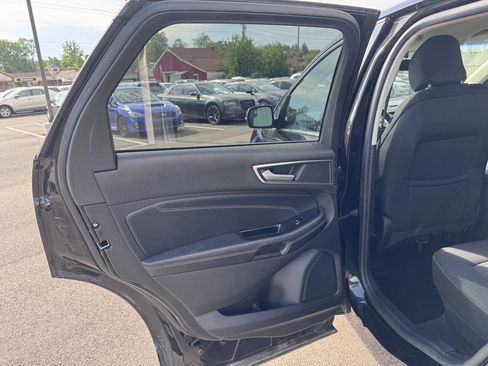 Used 2017 Ford Edge SEL AWD/4WD image 14