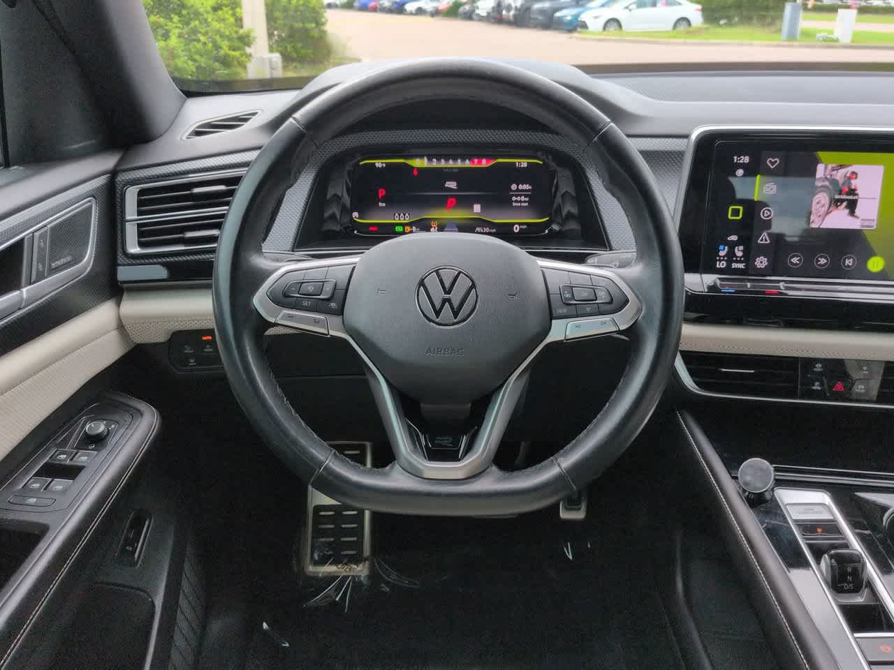 Used 2024 Volkswagen Atlas Cross Sport SEL Premium R-Line AWD/4WD image 15