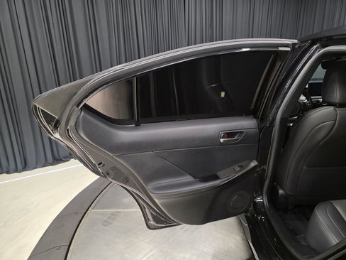 Used 2022 Lexus IS 350 F Sport RWD image 26