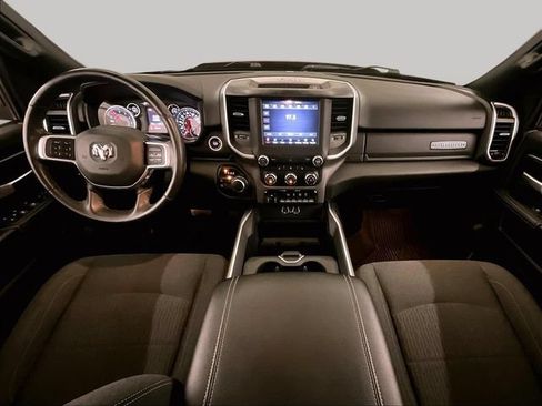 Used 2020 RAM 2500 Big Horn w/ Night Edition AWD/4WD image 14