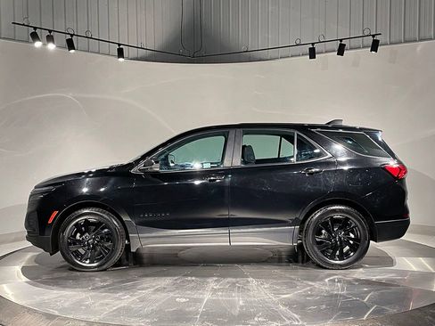 Used 2023 Chevrolet Equinox LS w/ Midnight Edition FWD image 14