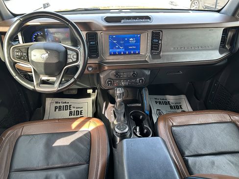 Used 2021 Ford Bronco Outer Banks image 8