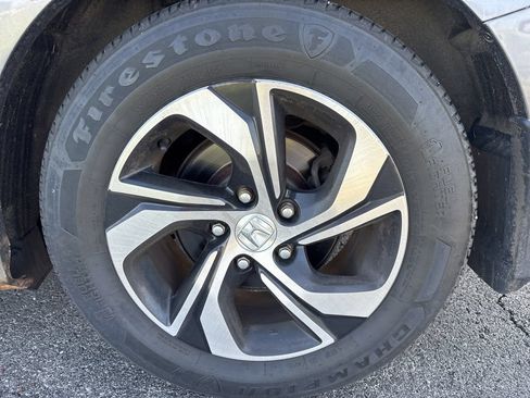 Used 2016 Honda Accord LX image 4