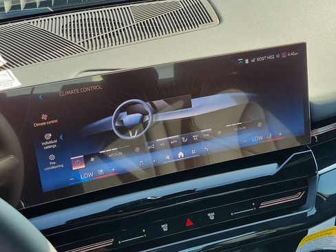 New 2026 BMW 530i w/ M Sport Package RWD image 27