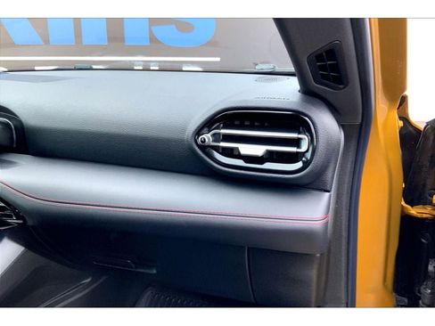 Used 2023 Dodge Hornet GT w/ Track Pack image 18