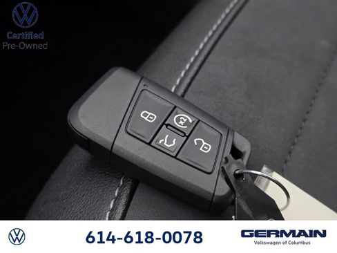 Certified 2025 Volkswagen Taos SE AWD/4WD image 33