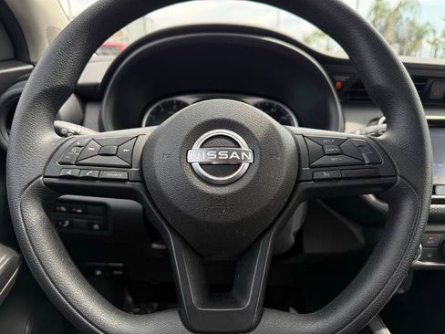 Certified 2025 Nissan Kicks Play S FWD image 21