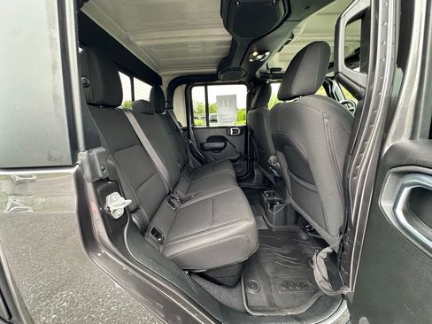 Used 2022 Jeep Gladiator Sport AWD/4WD image 20