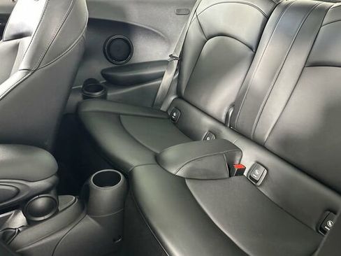 Used 2018 MINI Cooper S image 13