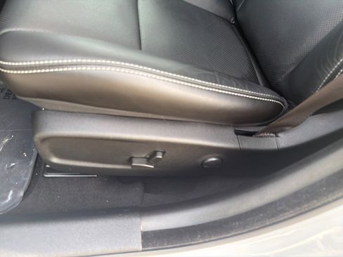 Used 2022 Chrysler 300 S w/ Comfort Group image 13