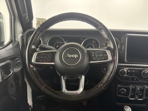 Used 2021 Jeep Wrangler Unlimited Sahara AWD/4WD image 29