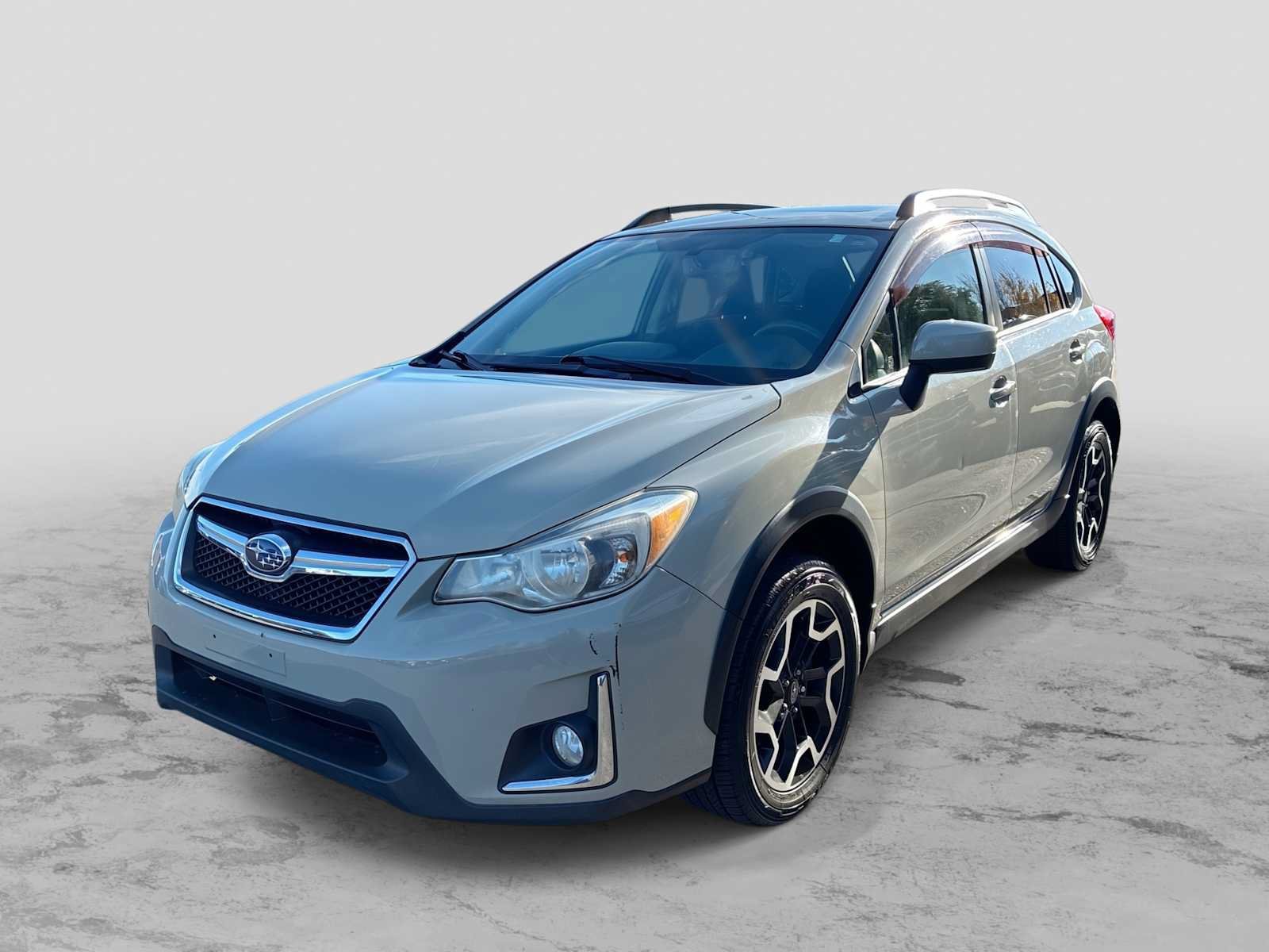 Used 2017 Subaru Crosstrek 2.0i Premium w/ Moonroof Package AWD/4WD image 1