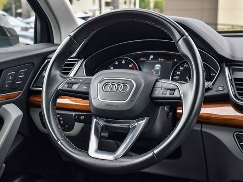 Used 2022 Audi Q5 2.0T Premium w/ Convenience Package image 14