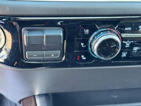 Used 2023 GMC Sierra 1500 SLT w/ SLT Premium Plus Package image 22