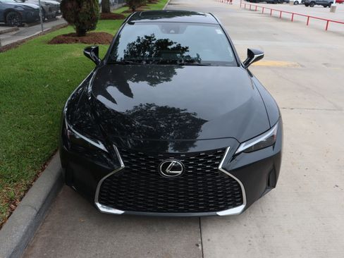Used 2024 Lexus IS 300 w/ Premium Package RWD image 4