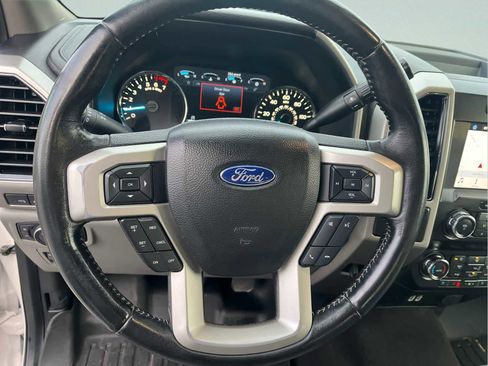 Used 2019 Ford F150 Lariat image 26