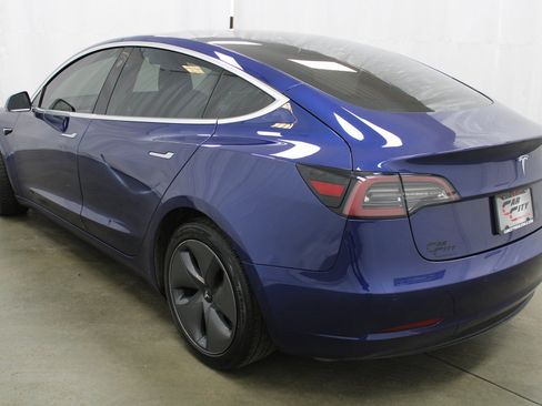 Used 2020 Tesla Model 3 Long Range image 7