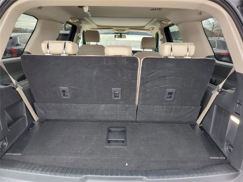 Used 2024 Ford Expedition Platinum image 7