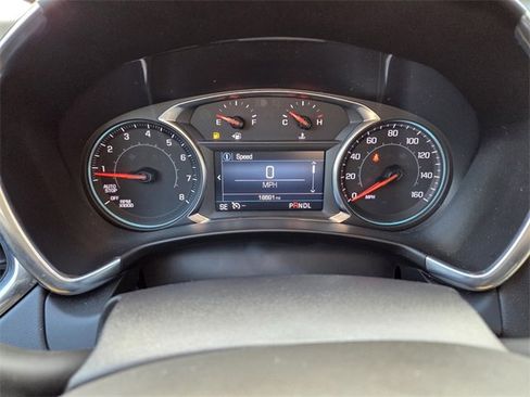 Used 2024 Chevrolet Equinox LT w/ LPO, Floor Liner Package image 38