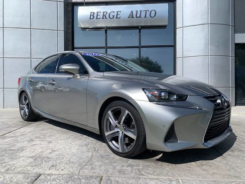 Used 2017 Lexus IS 300 AWD image 1