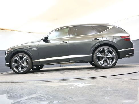 Used 2025 Genesis GV80 3.5T Prestige image 32