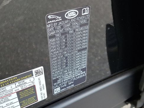 New 2026 Land Rover Range Rover Long Wheelbase SE image 20