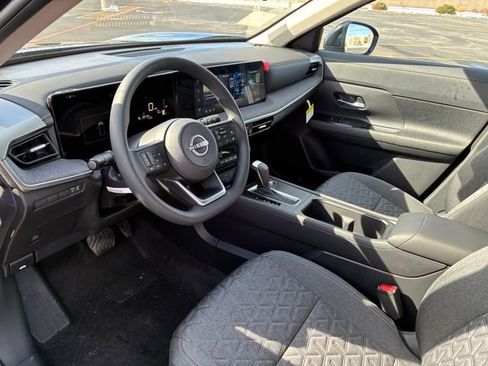 New 2026 Nissan Kicks SV w/ SV Premium Package image 11