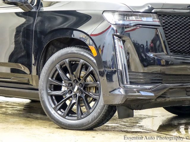 Certified 2023 Cadillac Escalade Sport Platinum w/ LPO, ONYX Package AWD/4WD image 4