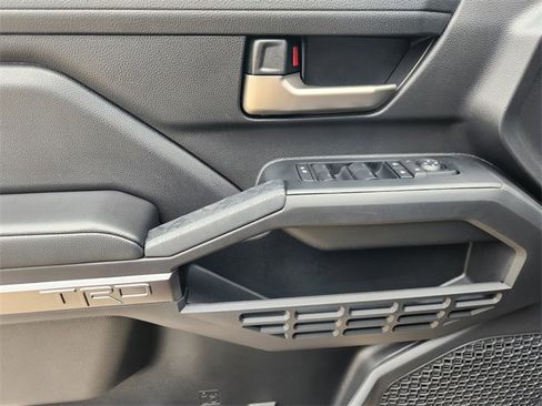 Certified 2025 Toyota Tacoma TRD Sport image 22