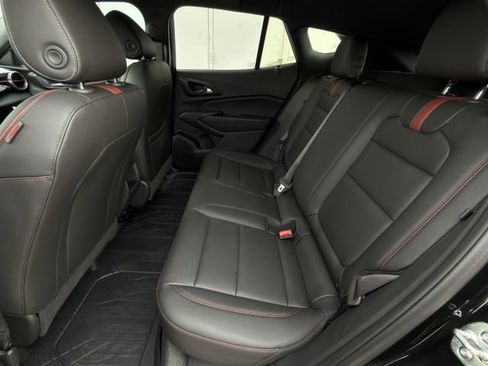 New 2026 Chevrolet Trax RS w/ Sunroof Package FWD image 20