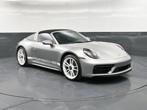 Certified 2024 Porsche 911 Targa 4 GTS image 10