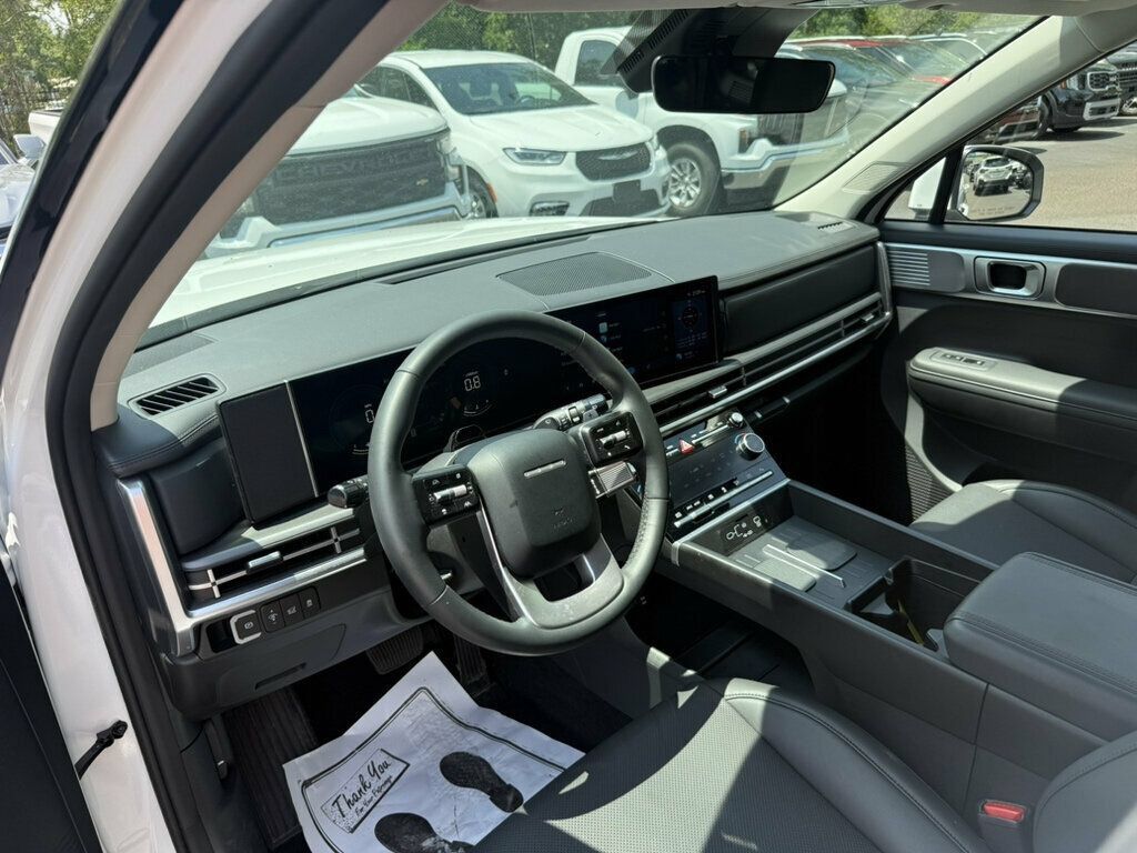 Used 2026 Hyundai Santa Fe SEL AWD/4WD image 3