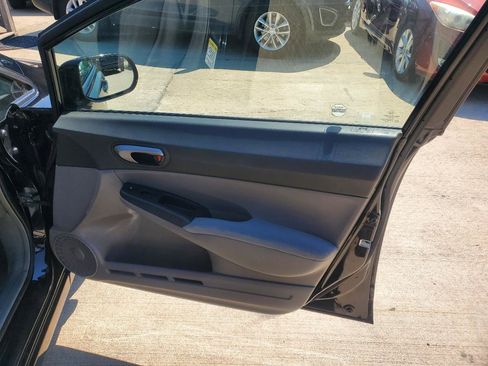 Used 2011 Honda Civic LX image 6