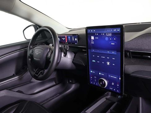 Used 2023 Ford Mustang Mach-E Premium AWD/4WD image 35