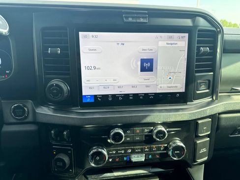 Used 2025 Ford F250 Platinum w/ FX4 Off-Road Package AWD/4WD image 12