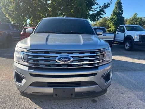 Used 2020 Ford Expedition Limited w/ Equipment Group 302A RWD image 2