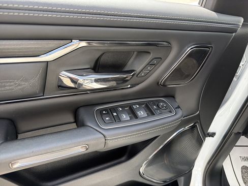 Used 2024 RAM 1500 Limited AWD/4WD image 16